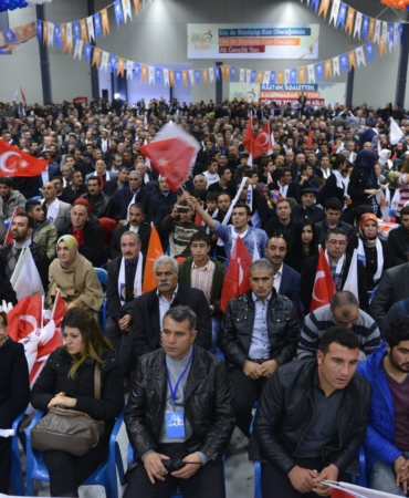 akreditasyon krizi